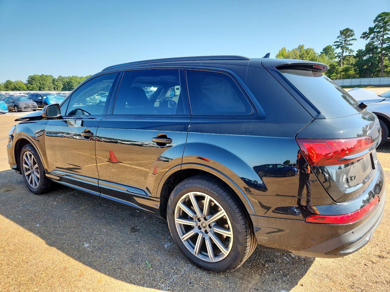 2023 AUDI Q7