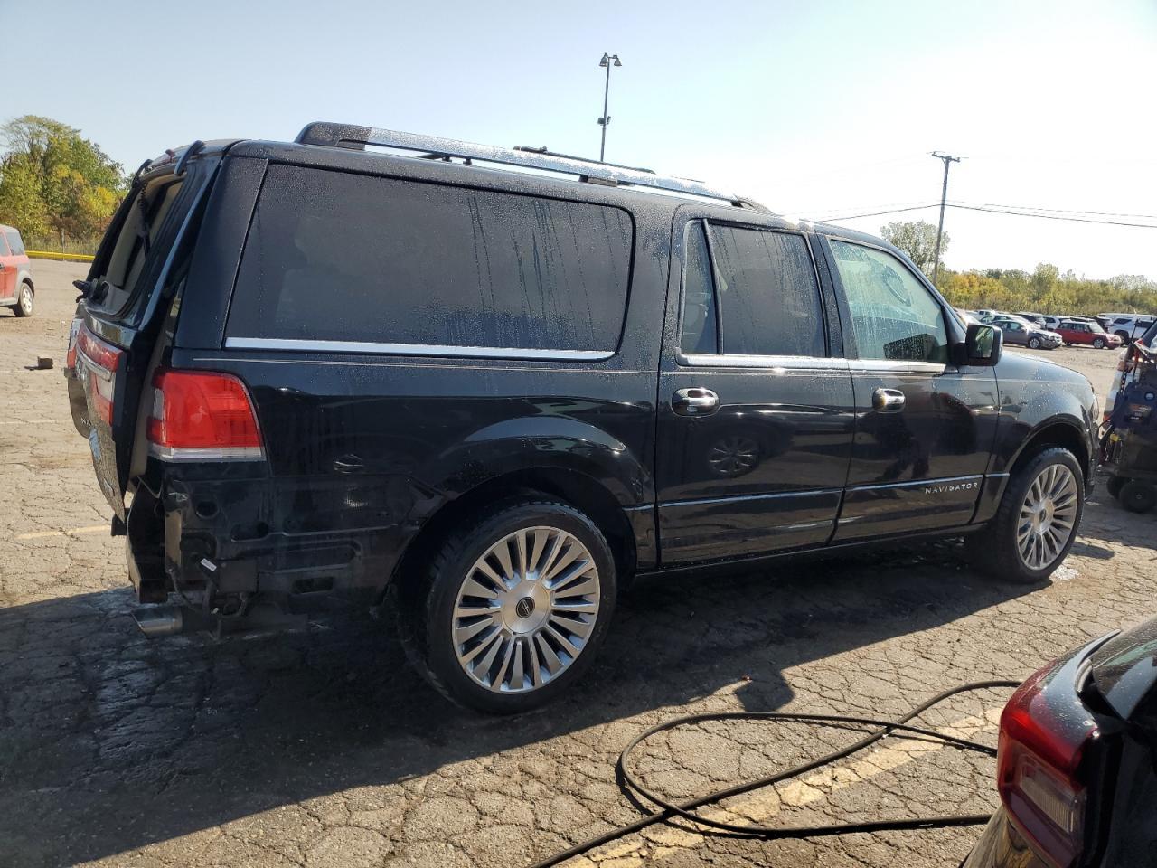 2015 LINCOLN Navigator