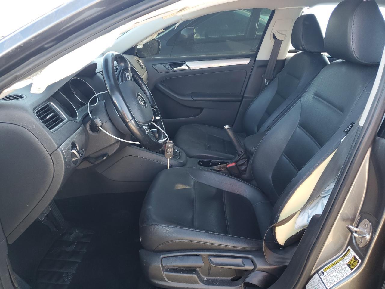 2017 VOLKSWAGEN JETTA