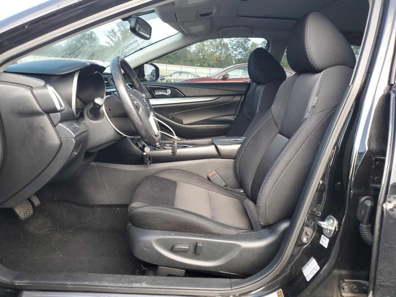 2016 NISSAN Maxima
