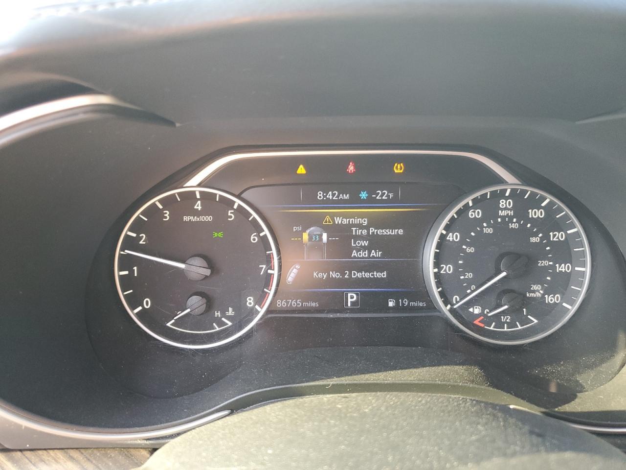 2017 NISSAN Maxima