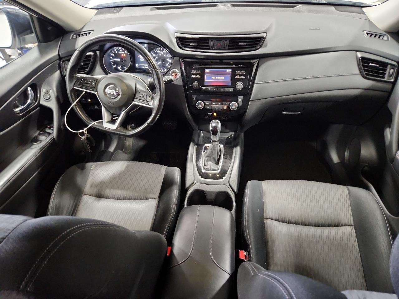 2017 NISSAN ROGUE