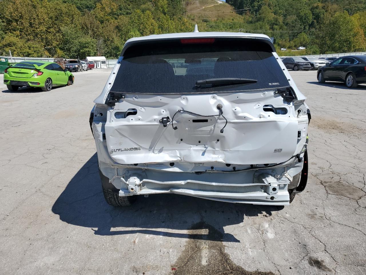 2023 MITSUBISHI outlander