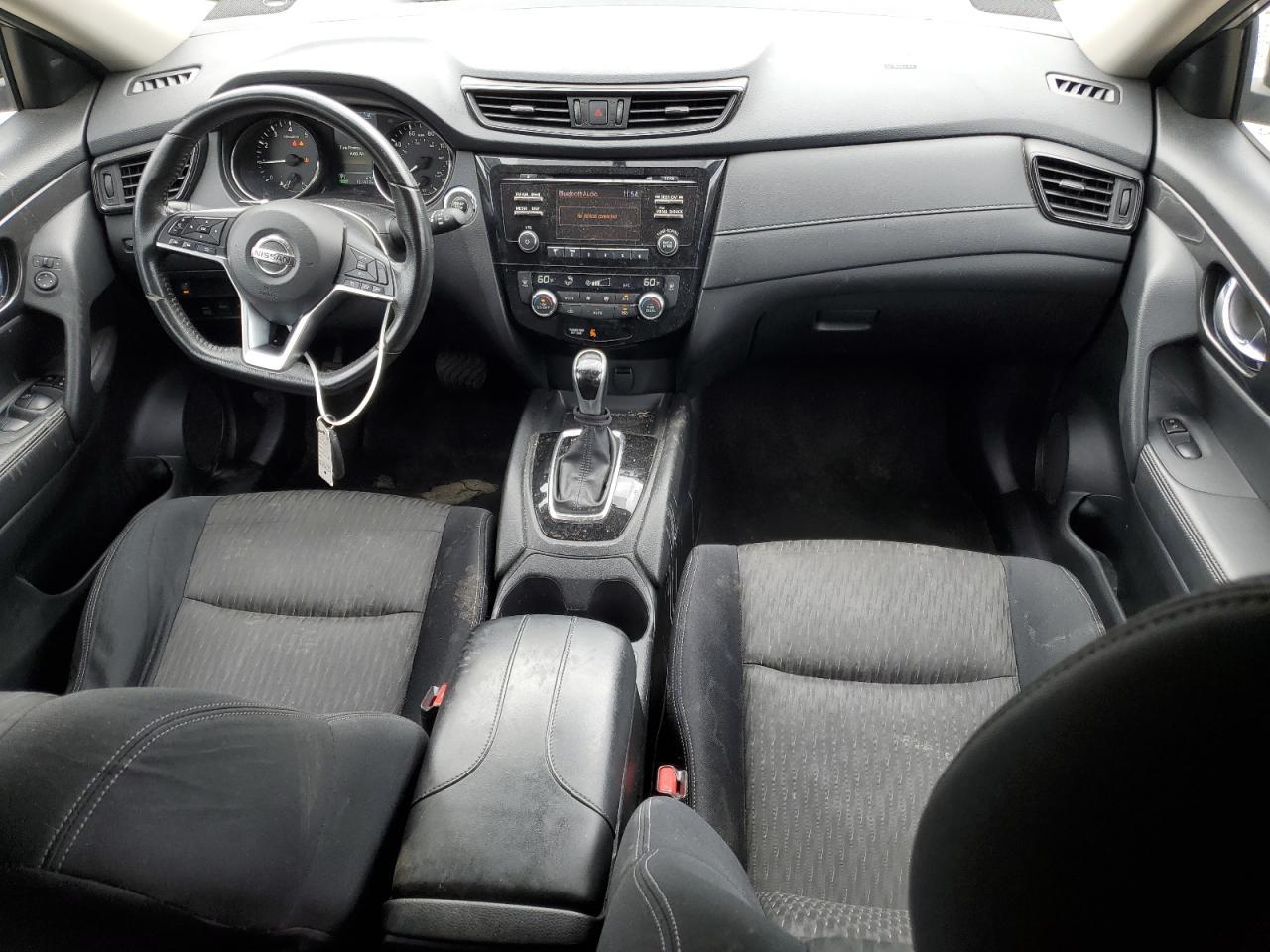 2017 NISSAN ROGUE