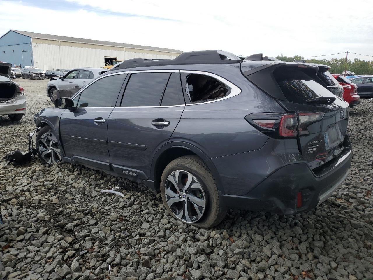 2022 SUBARU Outback