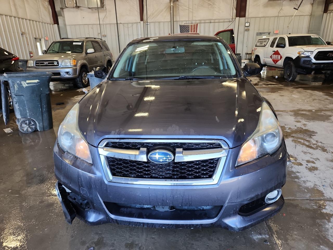 2014 SUBARU Legacy