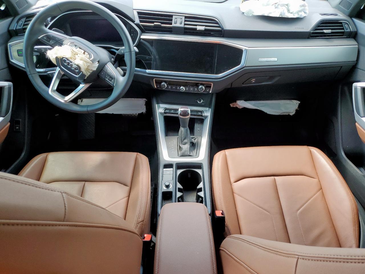 2024 AUDI Q3