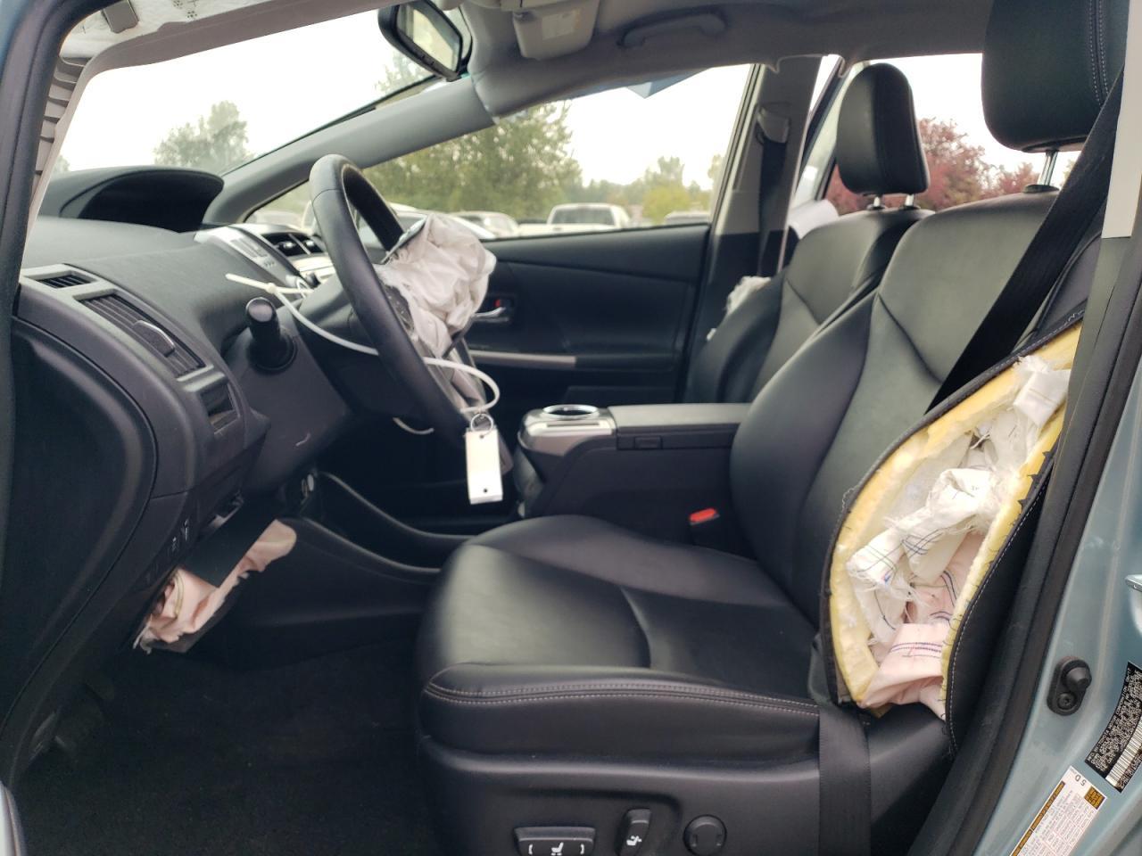 2017 TOYOTA PRIUS V
