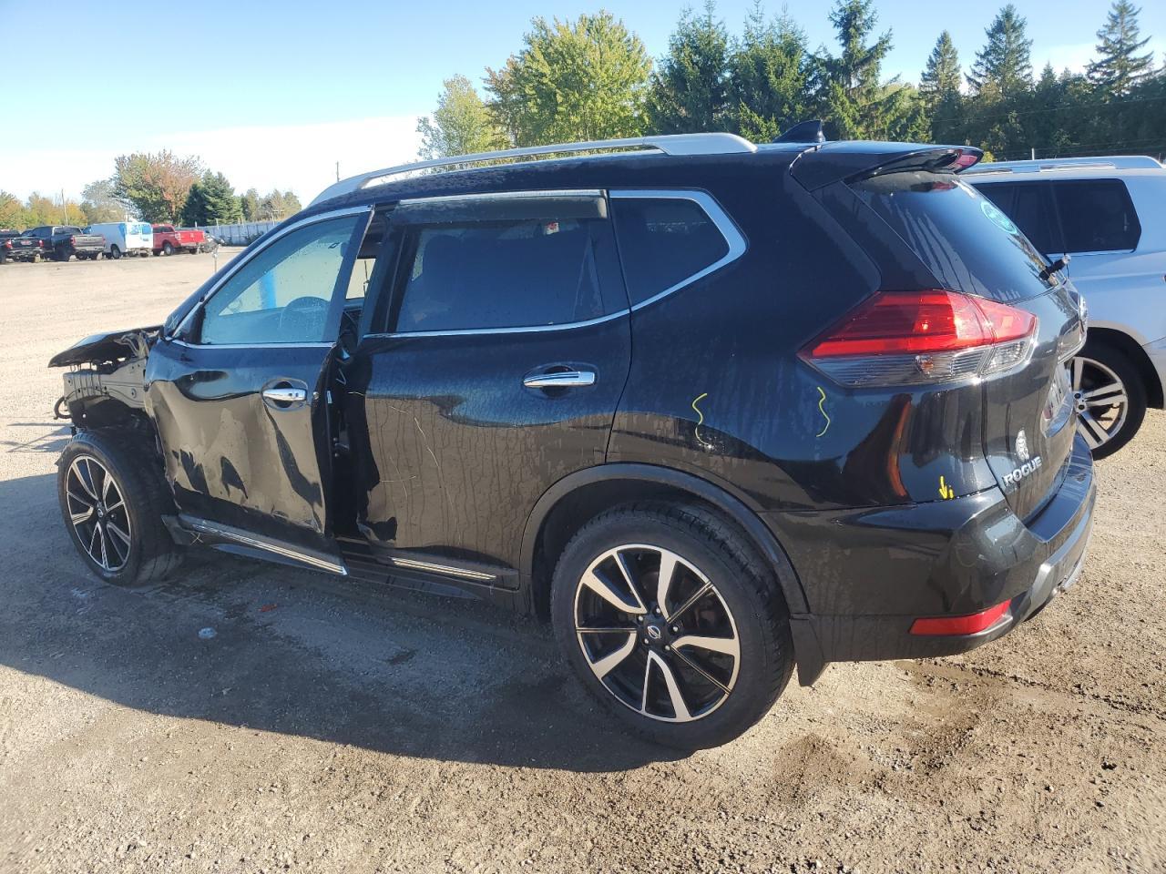 2017 NISSAN ROGUE