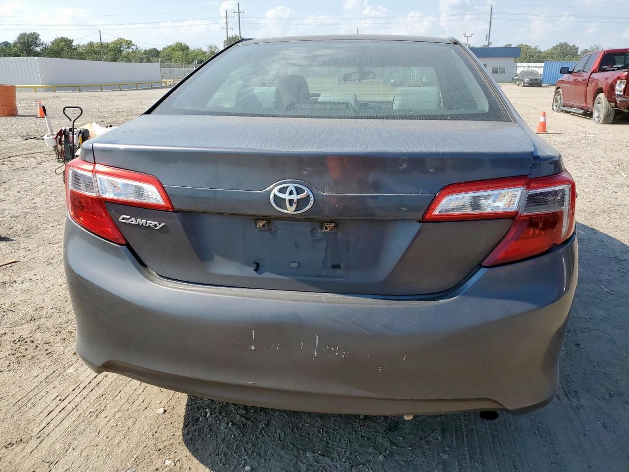 2012 TOYOTA CAMRY