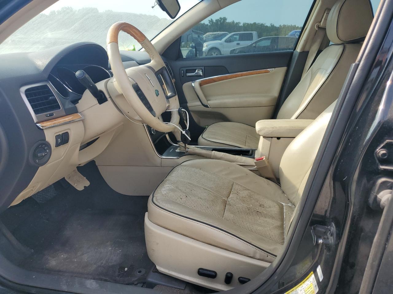 2011 LINCOLN MKZ