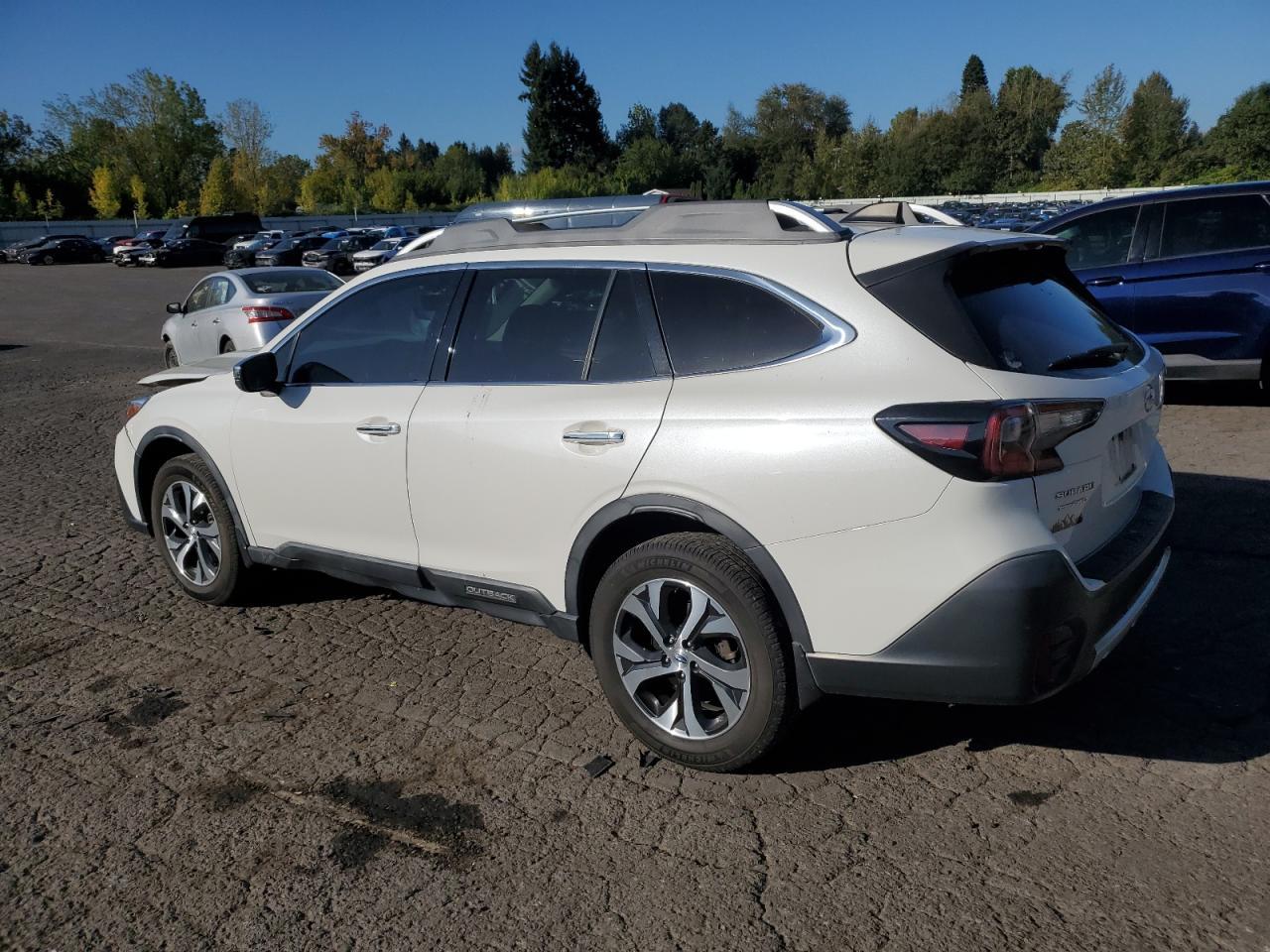 2020 SUBARU Outback