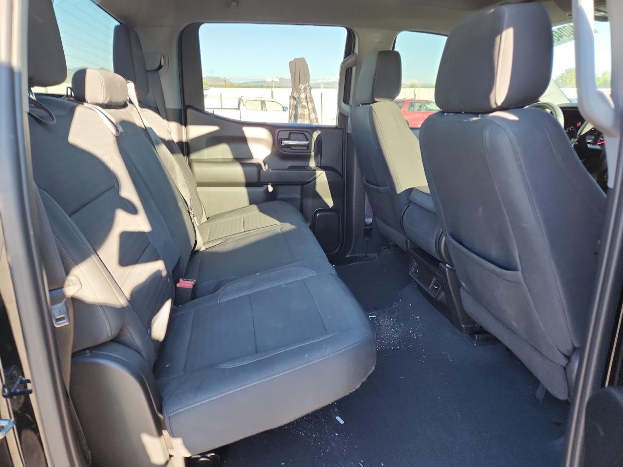 2023 CHEVROLET Silverado