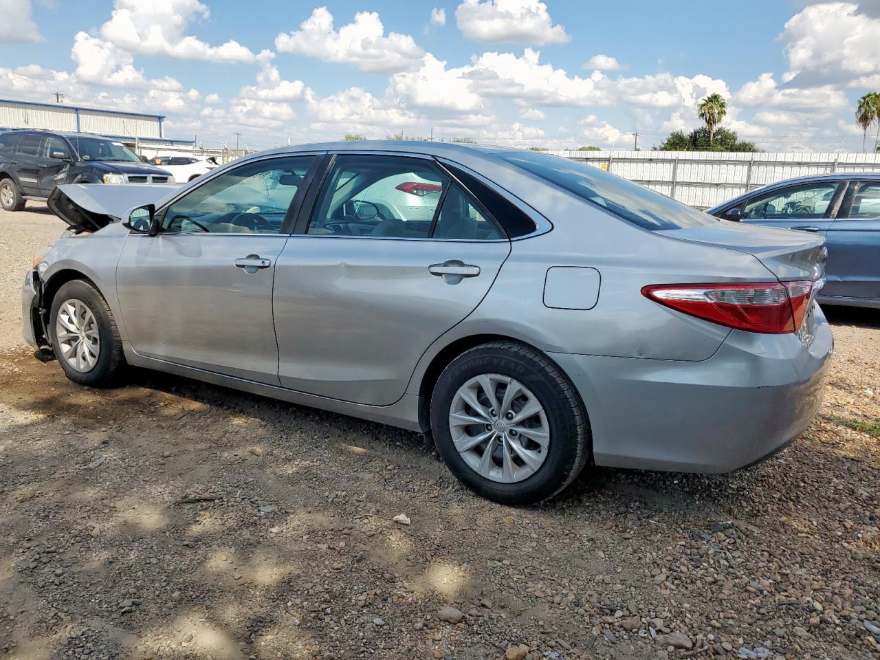 2017 TOYOTA CAMRY