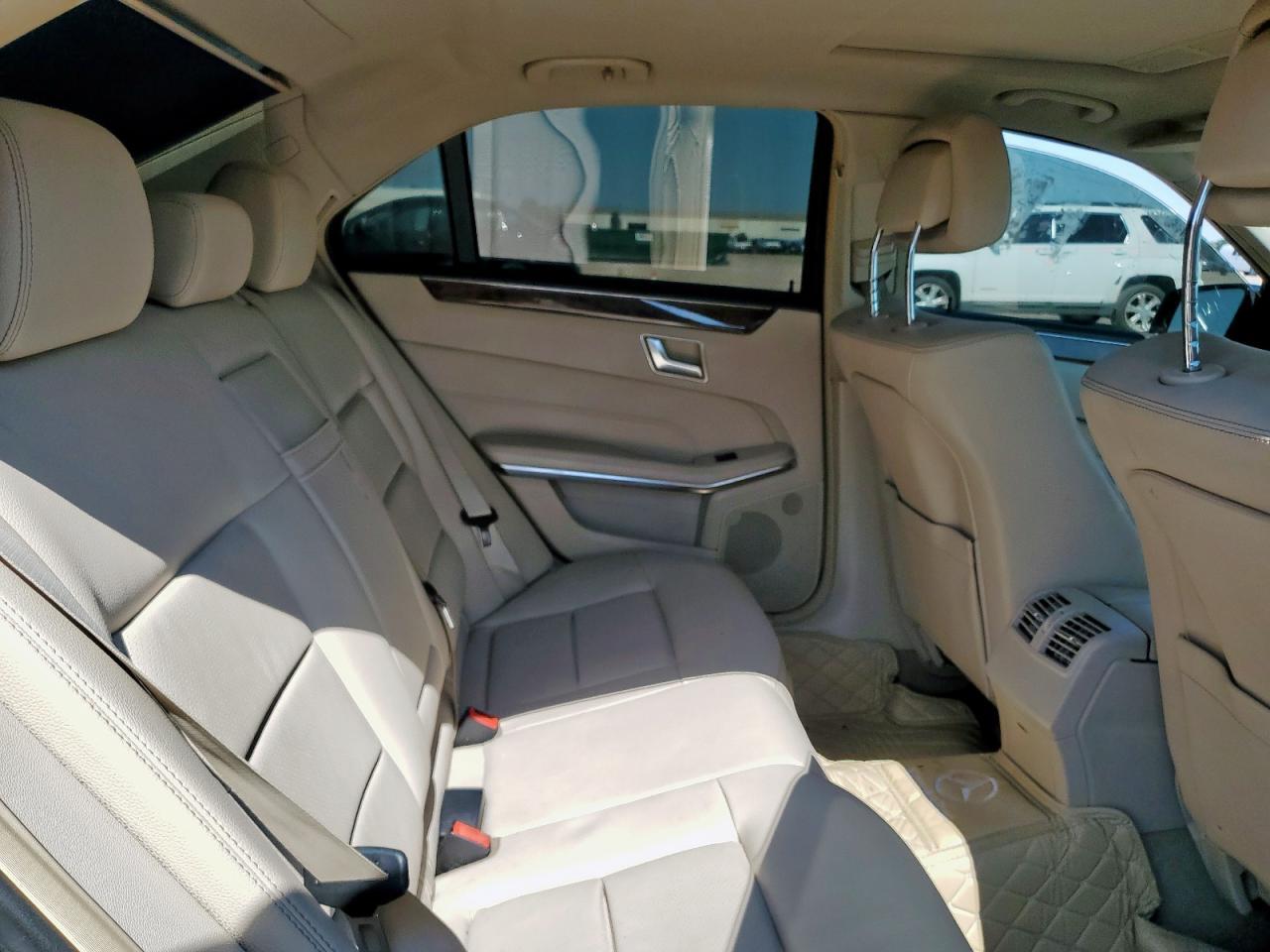 2016 MERCEDES-BENZ E-Class