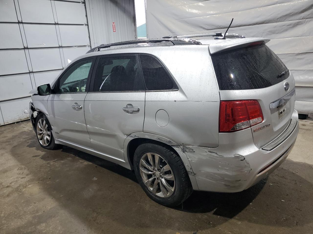 2013 KIA SORENTO