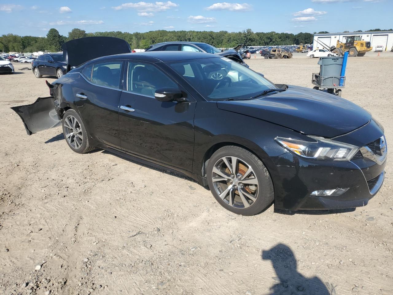 2017 NISSAN Maxima