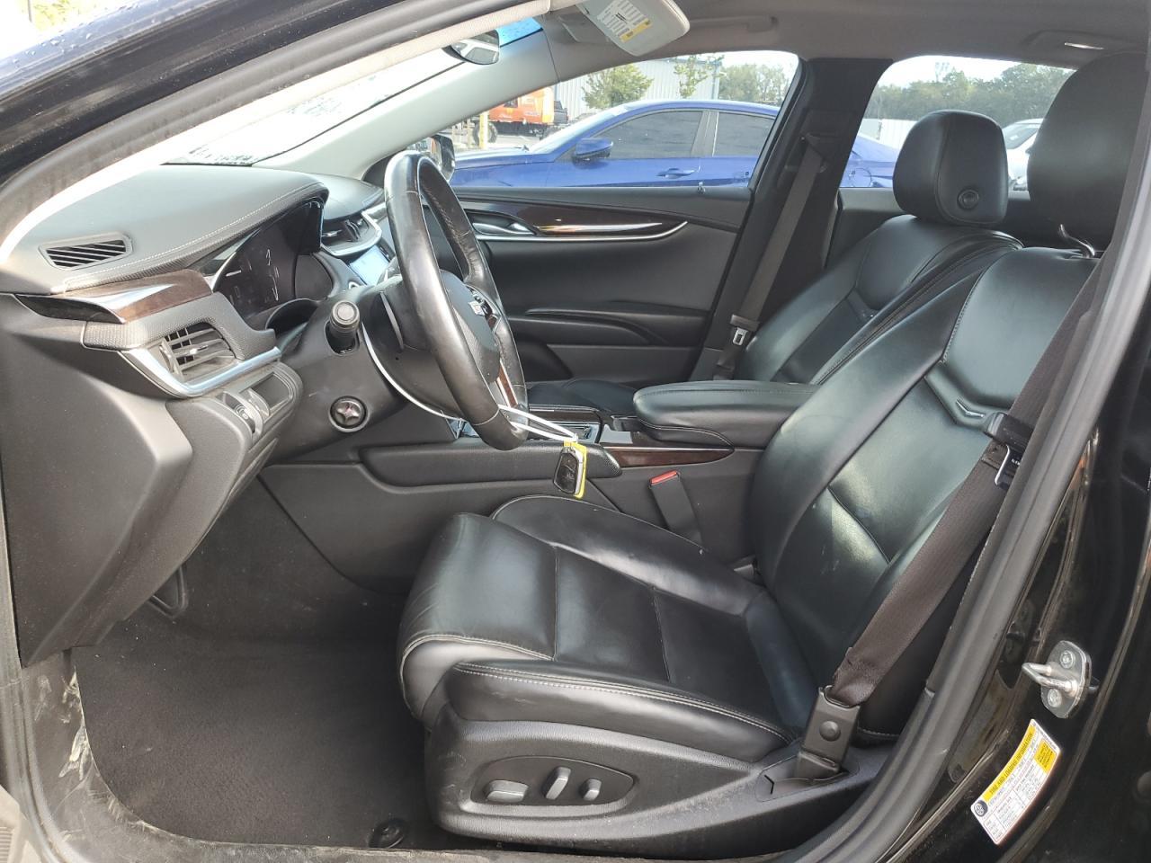 2017 CADILLAC XTS