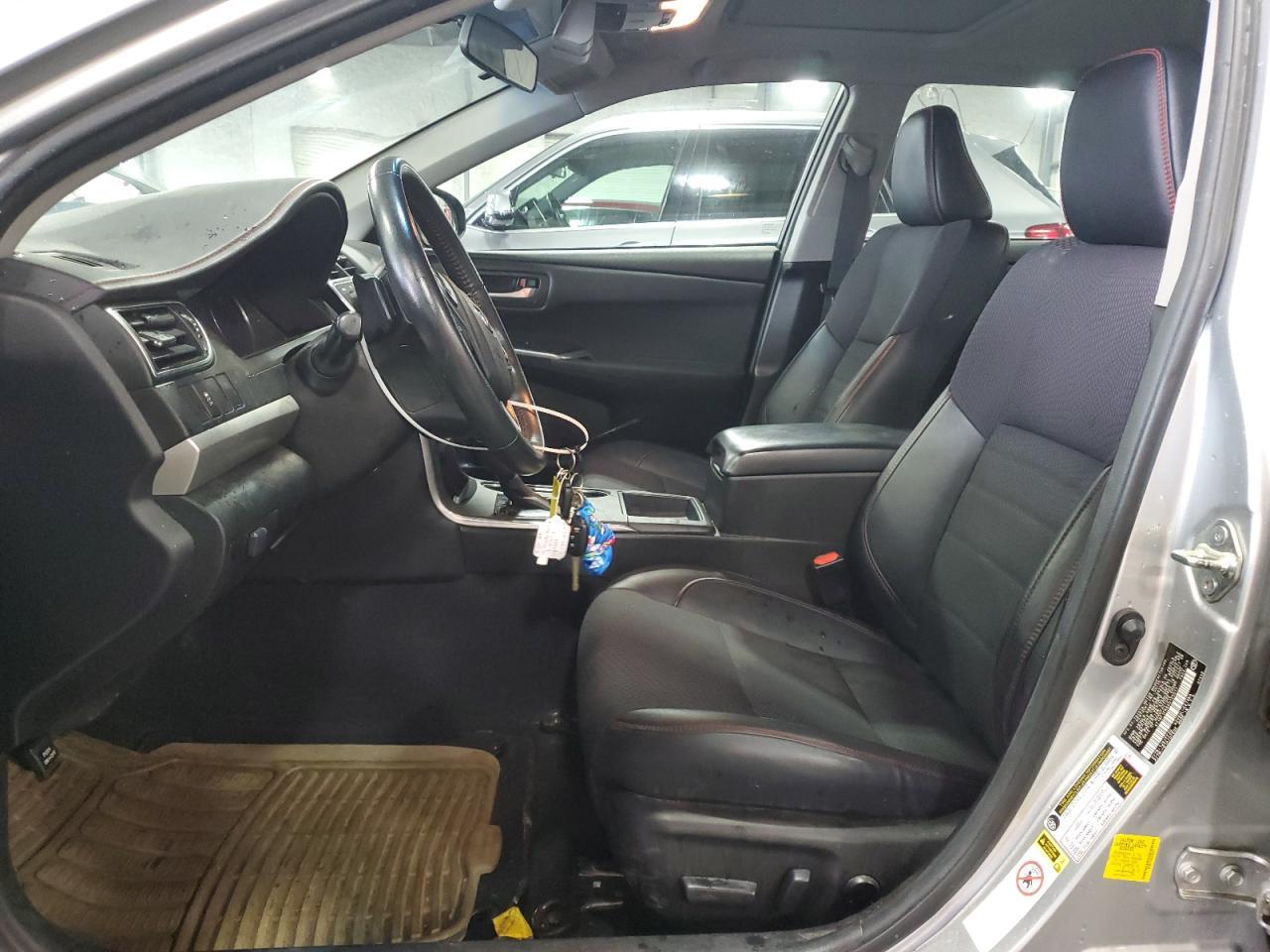 2016 TOYOTA CAMRY