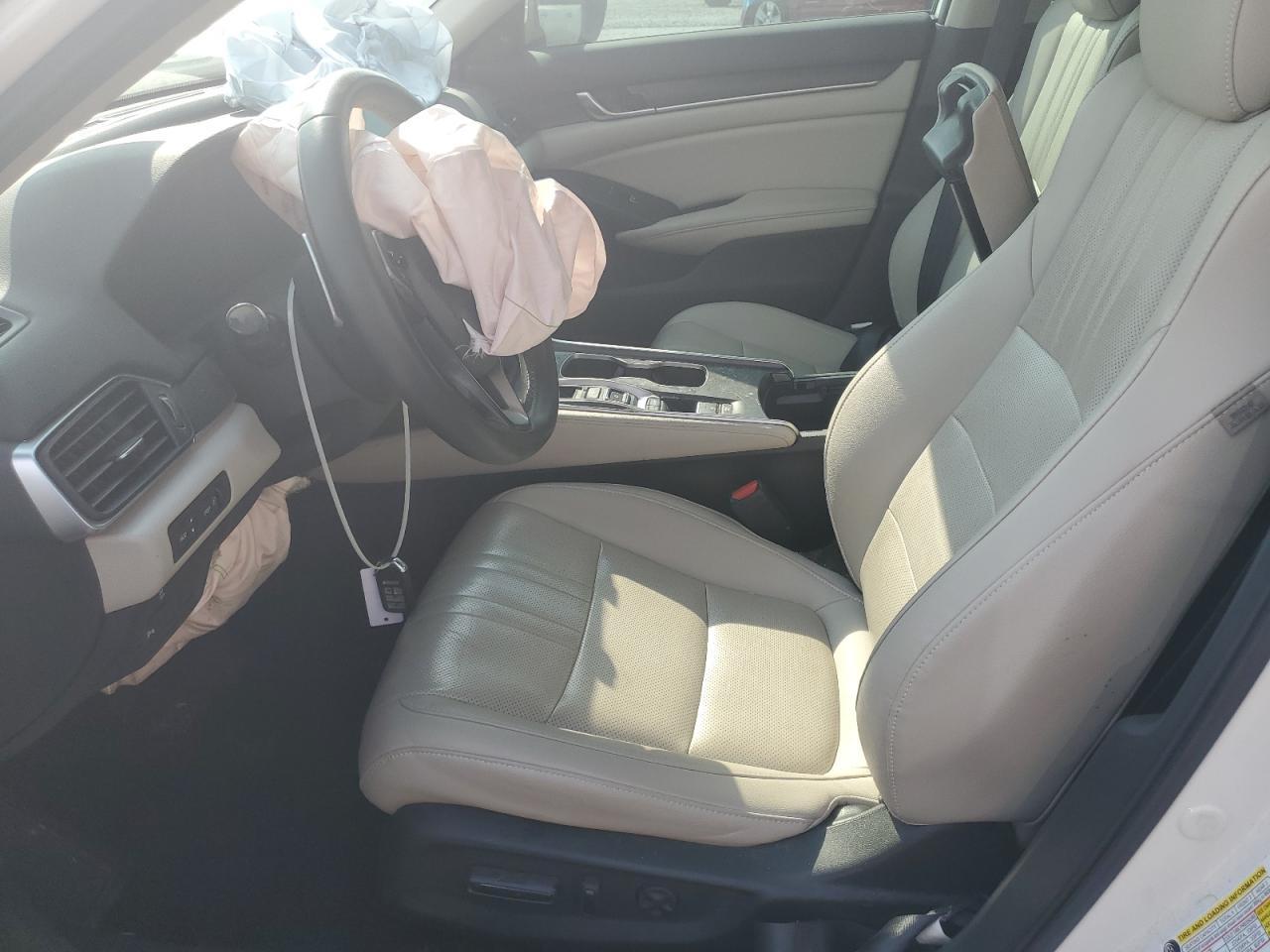 2019 HONDA ACCORD