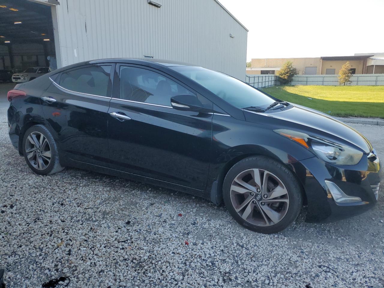 2016 HYUNDAI ELANTRA