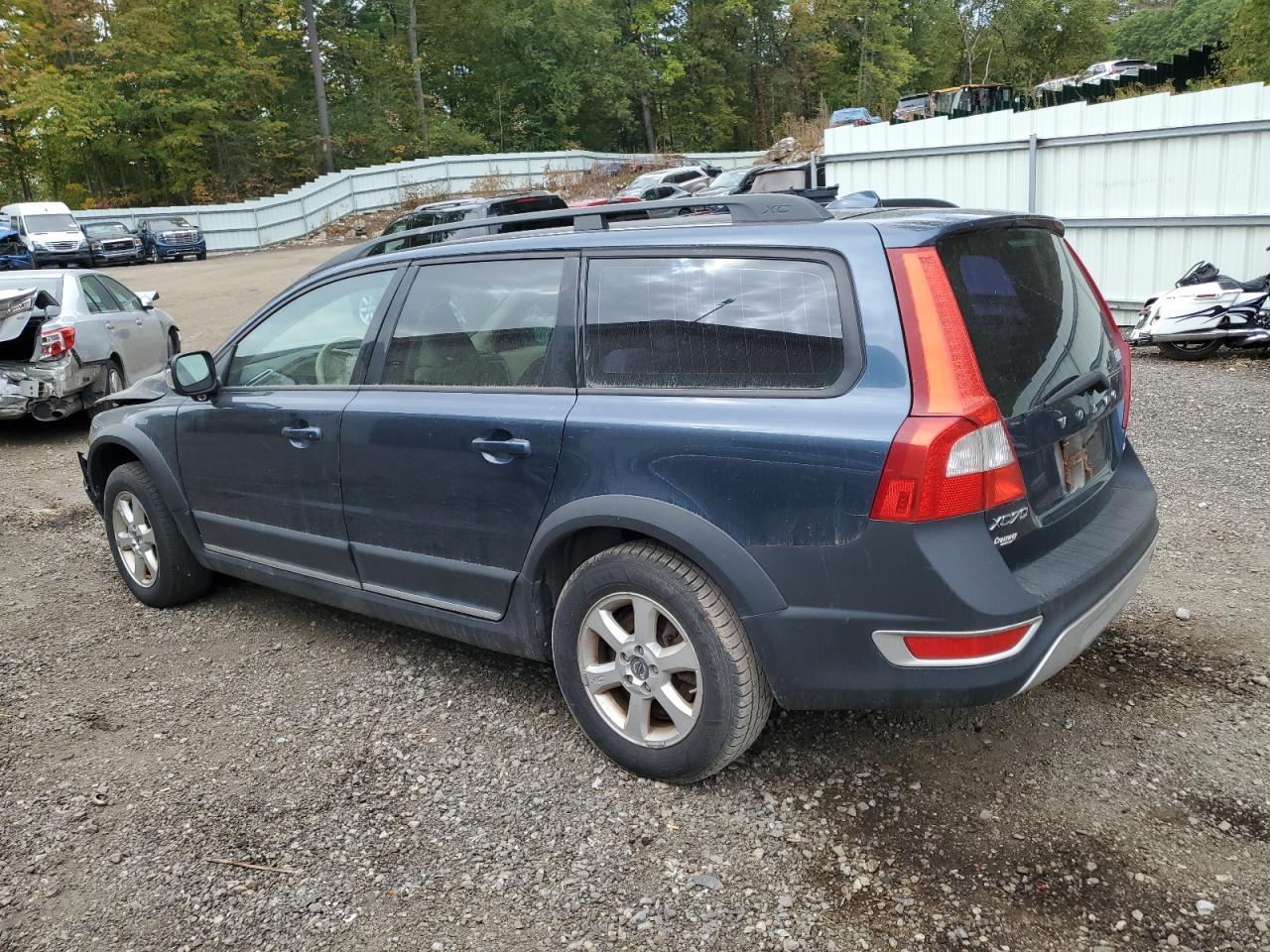 2009 VOLVO XC70