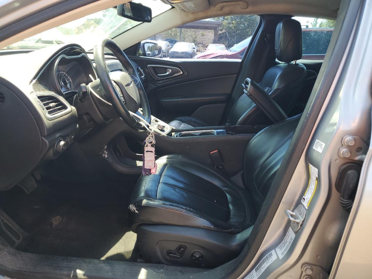 2015 CHRYSLER 200