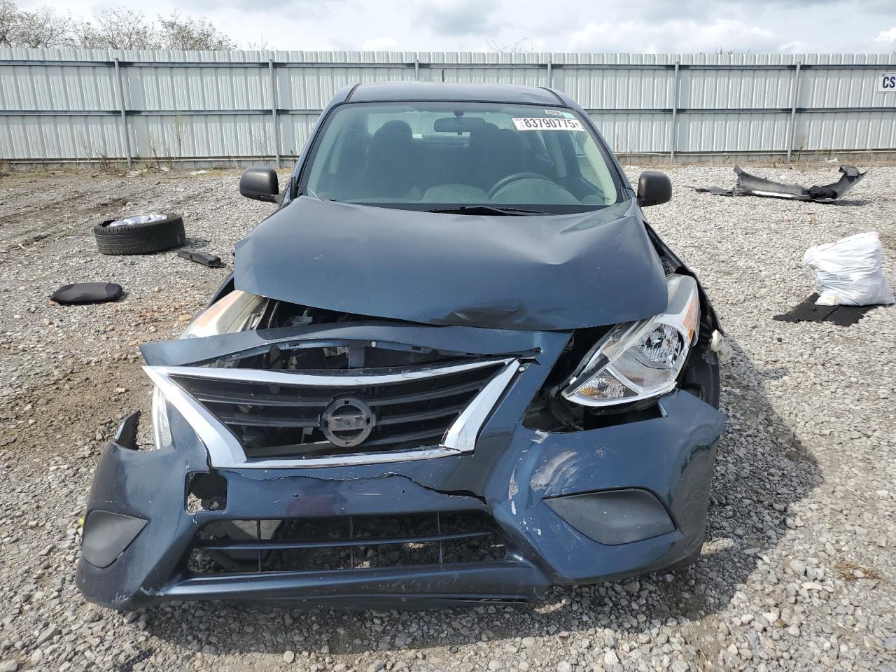 2015 NISSAN VERSA