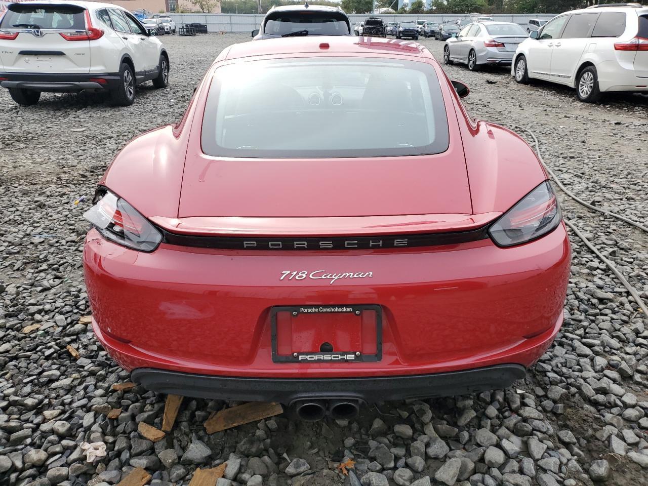 2018 PORSCHE Cayman