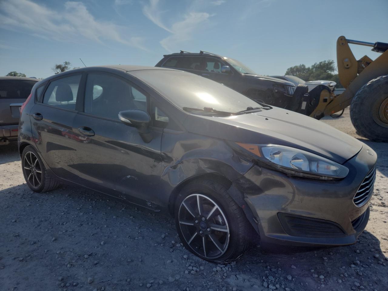 2015 FORD Fiesta