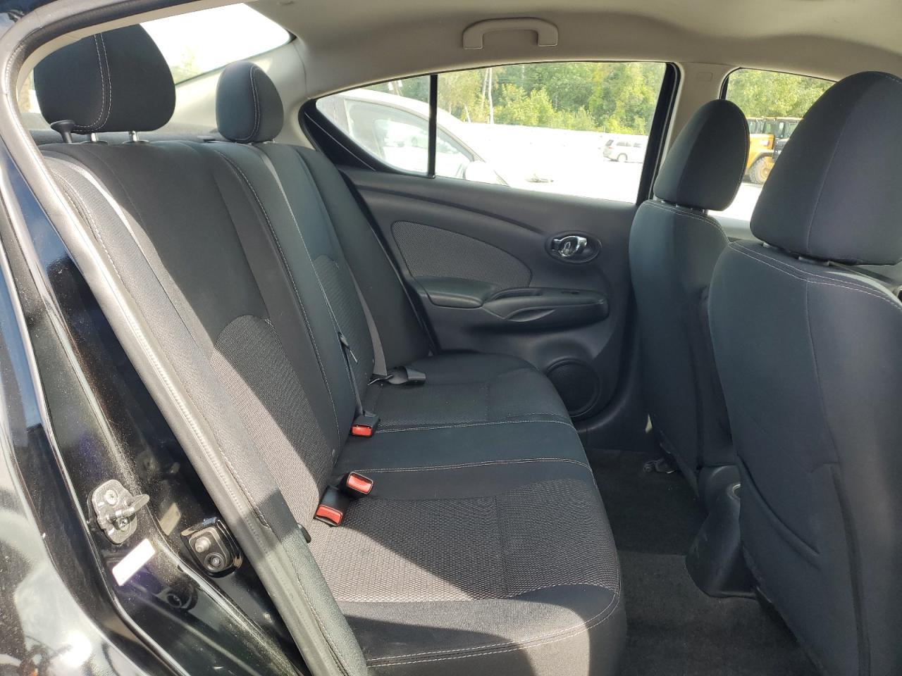 2016 NISSAN VERSA