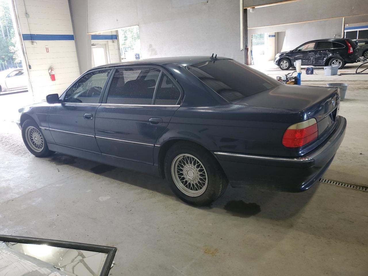 2001 BMW 7 series
