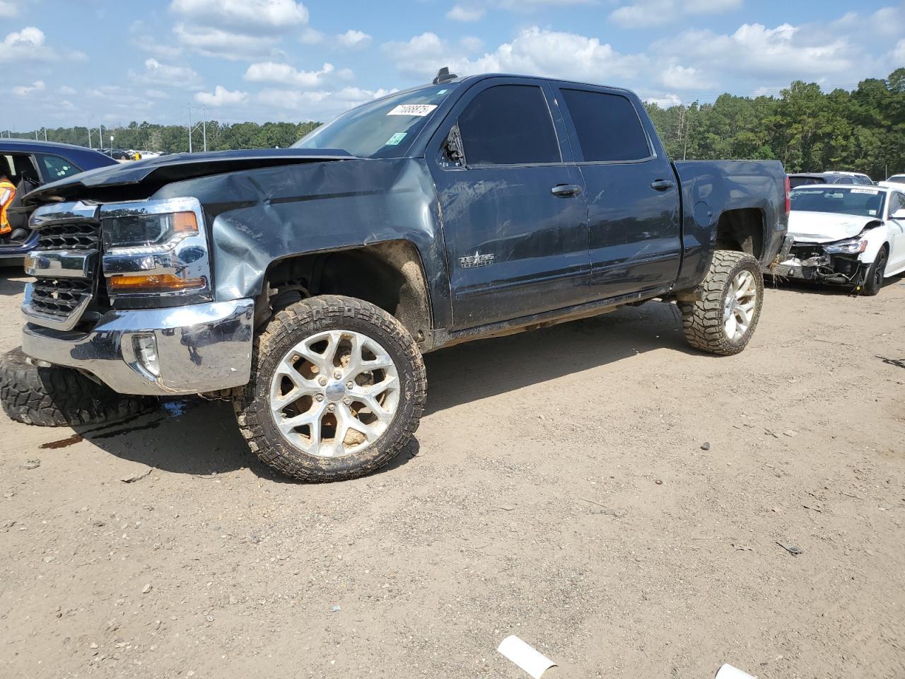 2018 CHEVROLET Silverado