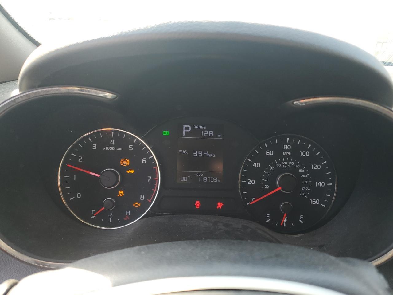 2017 KIA FORTE