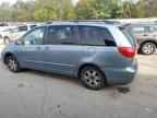2009 TOYOTA SIENNA