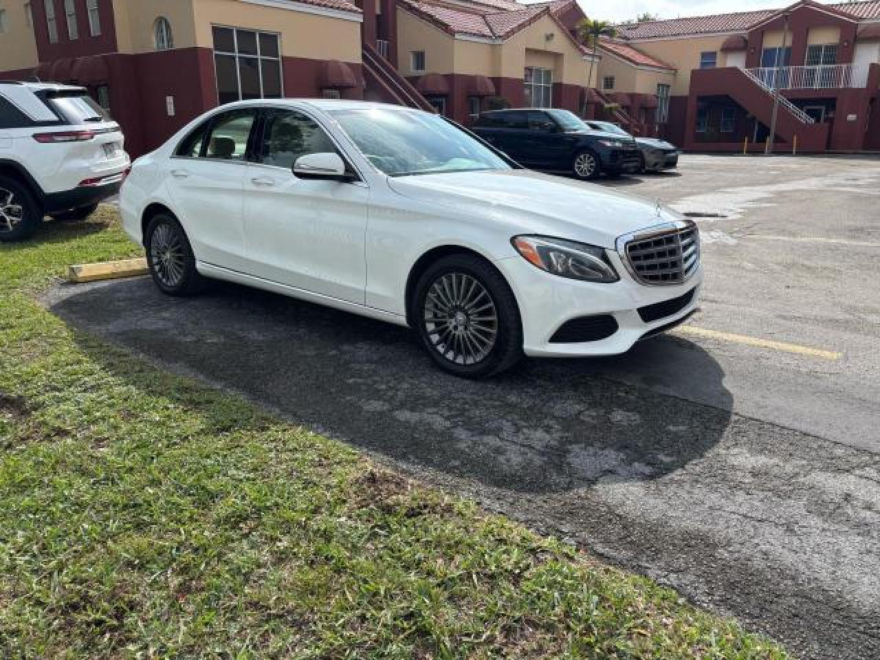 2015 MERCEDES-BENZ C-CLASS
