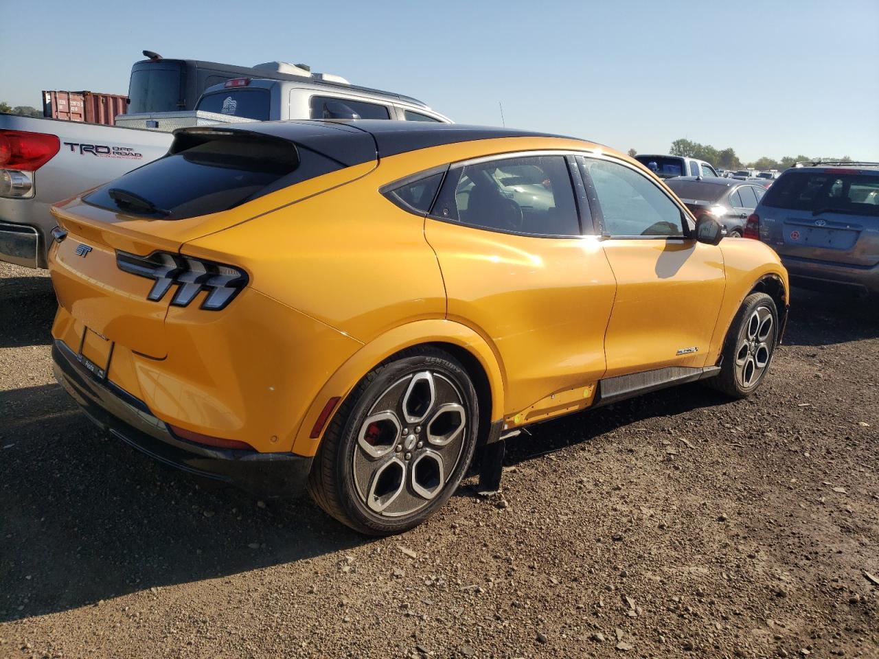 2021 FORD Mustang Mach-E