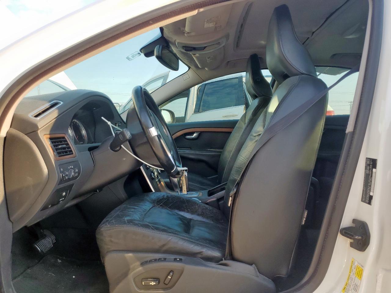 2010 VOLVO S80