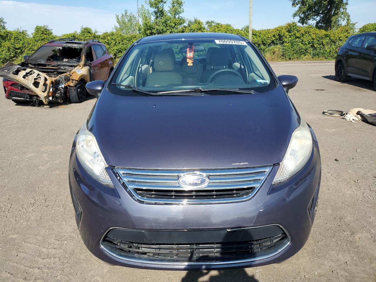 2012 FORD Fiesta