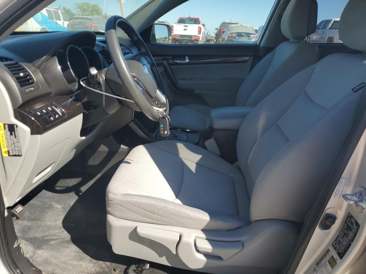 2011 KIA SORENTO