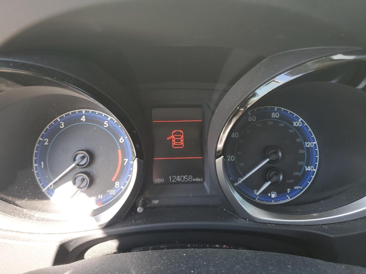 2016 TOYOTA COROLLA