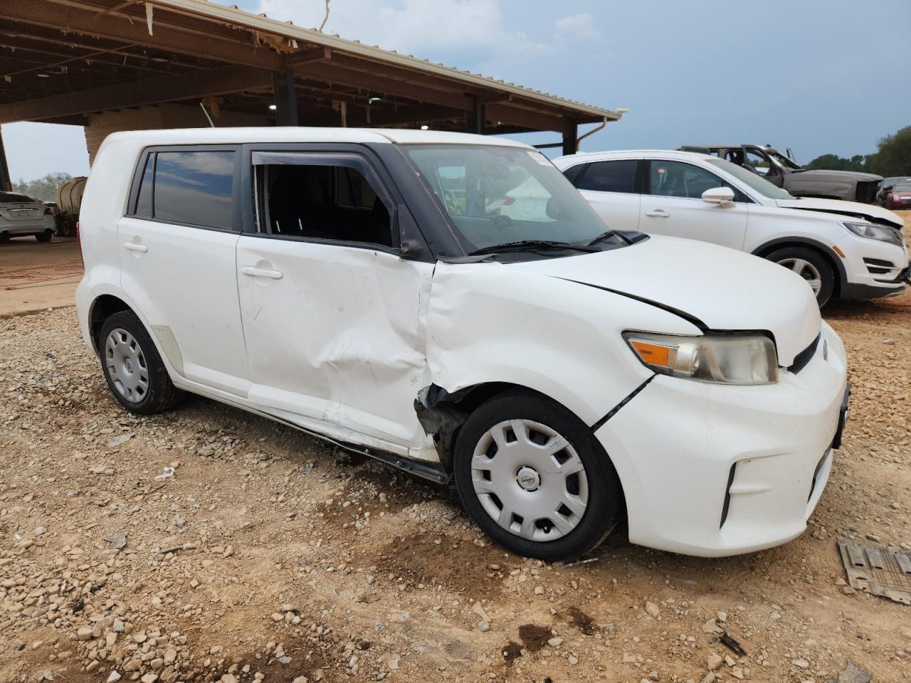 2012 TOYOTA SCION