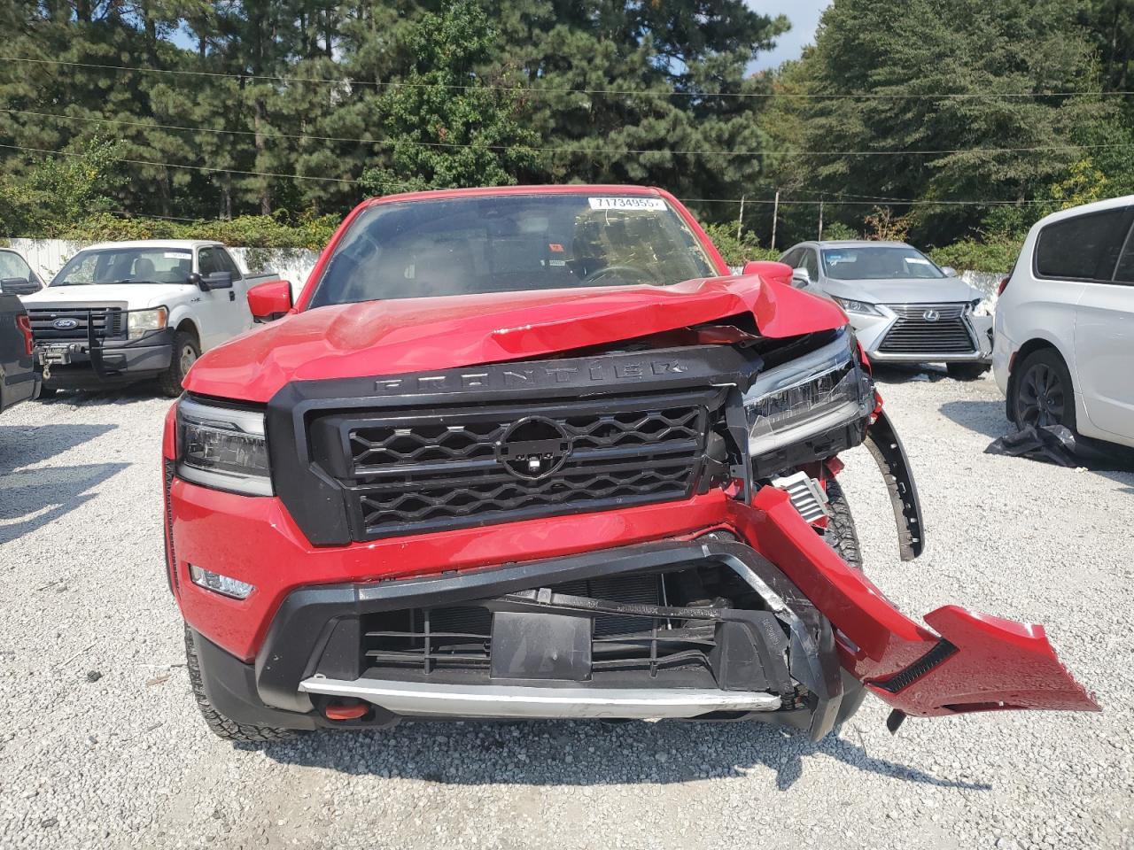 2024 NISSAN Frontier