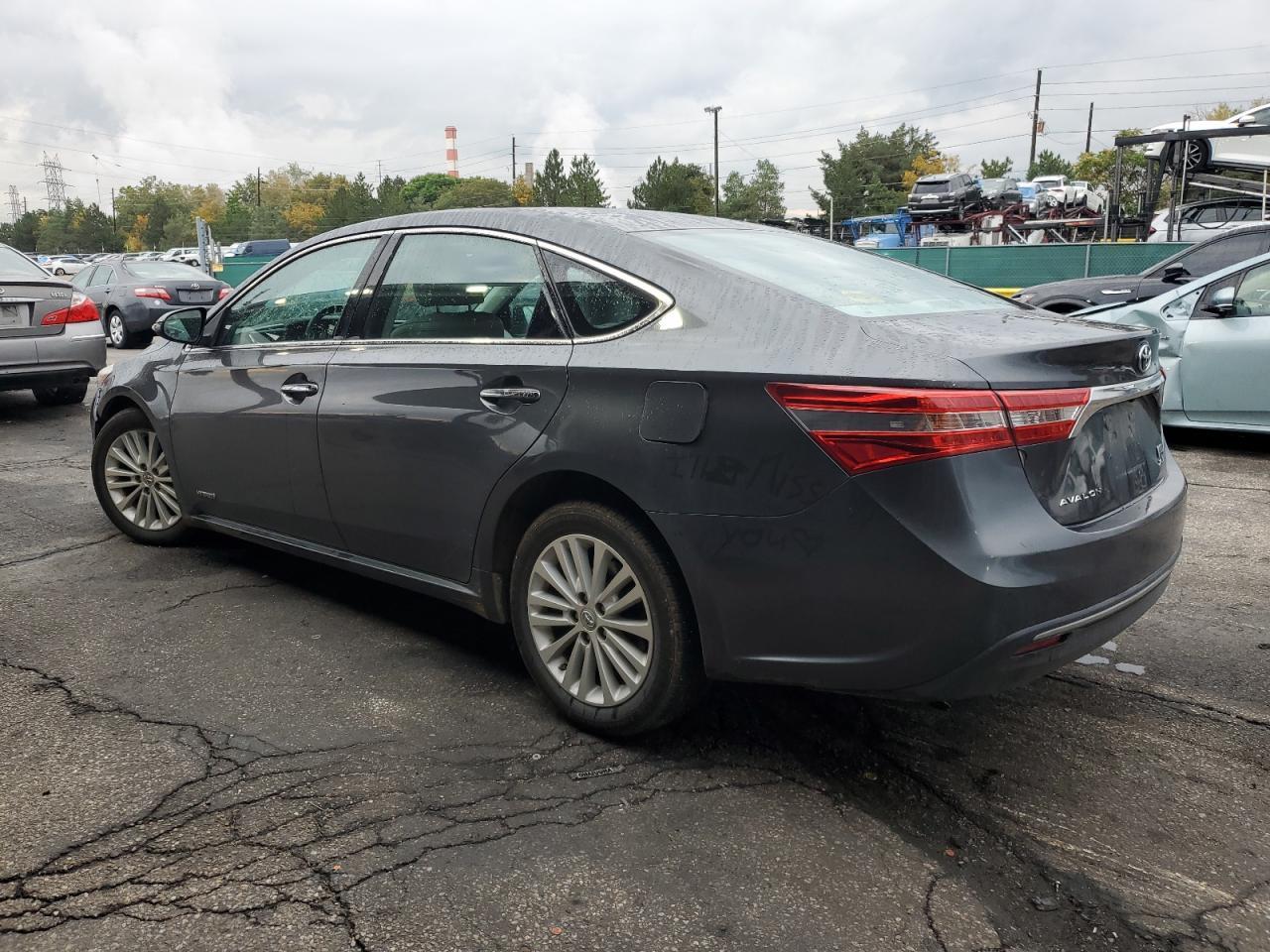 2014 TOYOTA Avalon