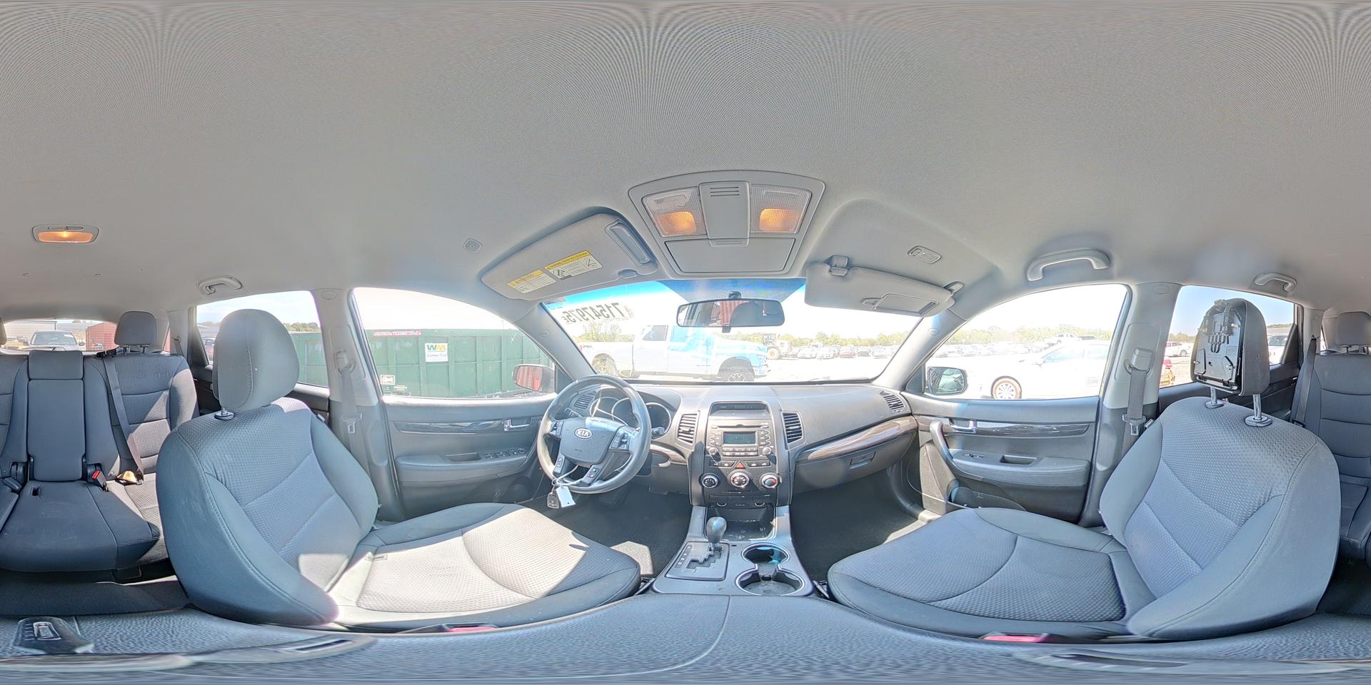 2013 KIA SORENTO