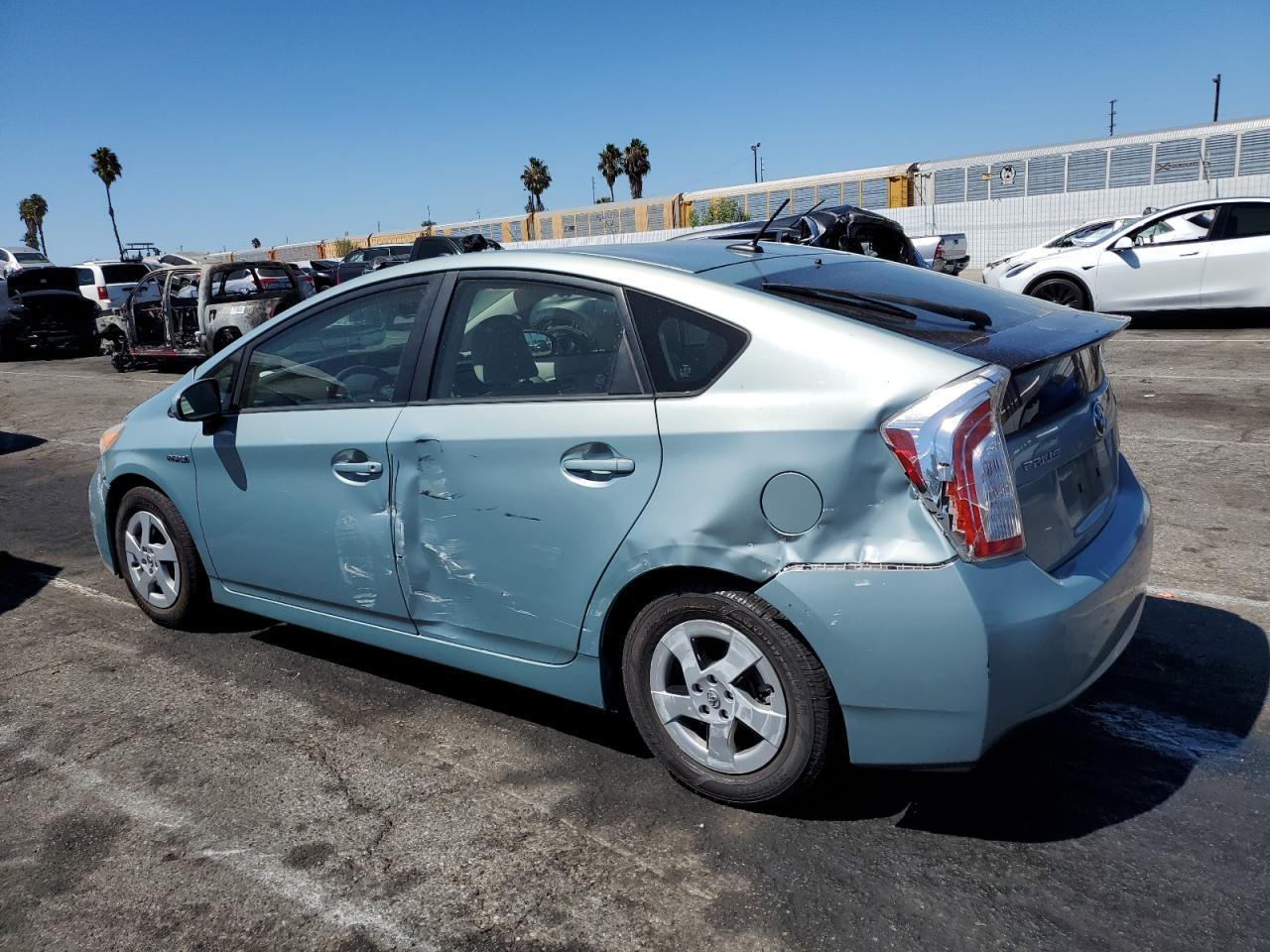 2013 TOYOTA PRIUS