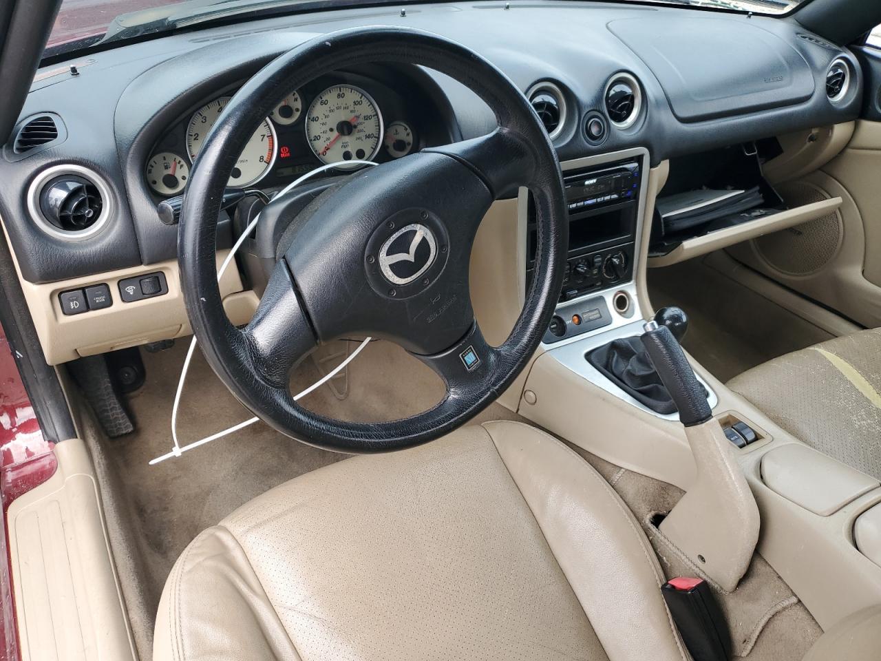 2003 MAZDA MX-5 Miata