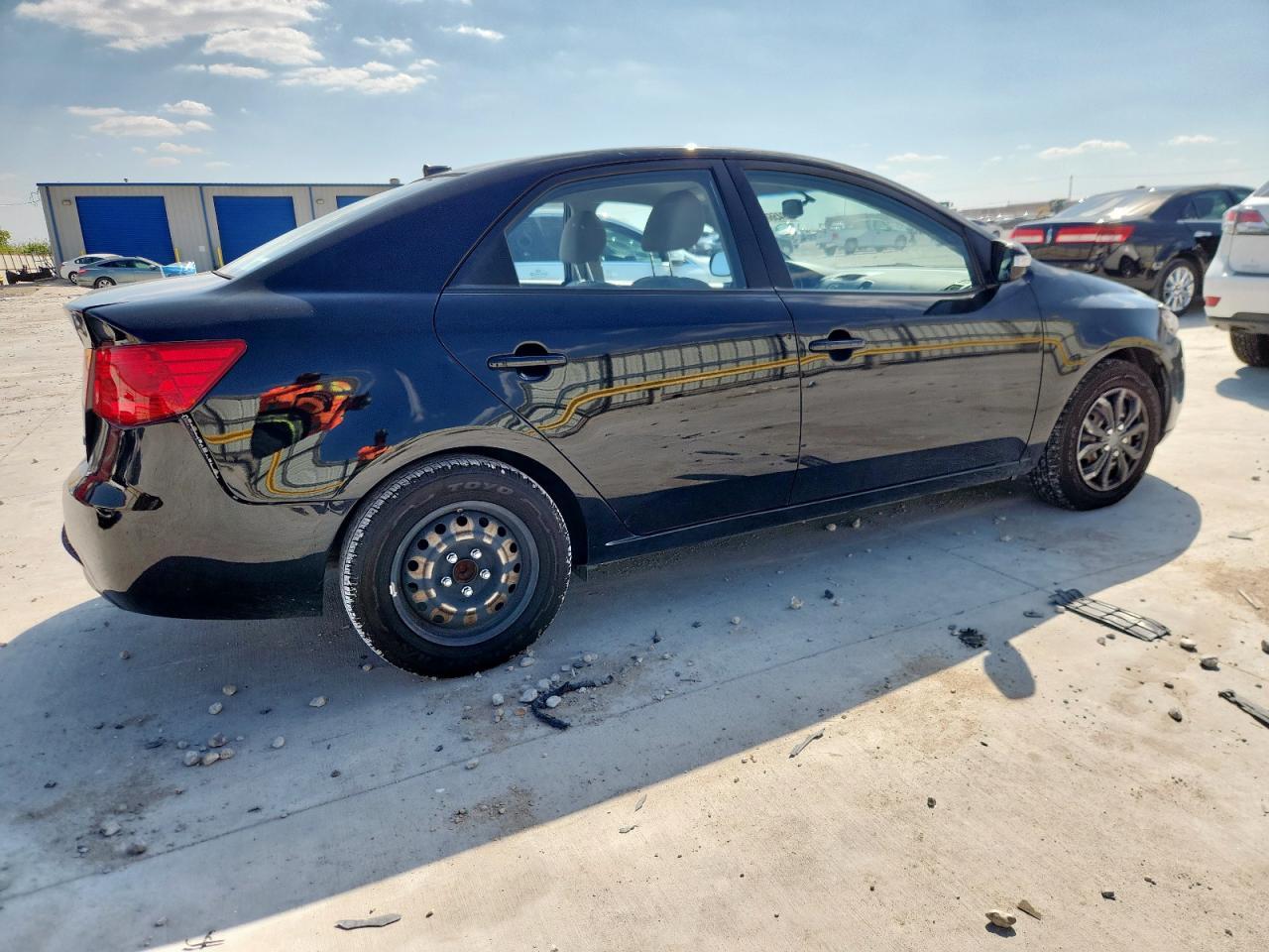 2010 KIA FORTE