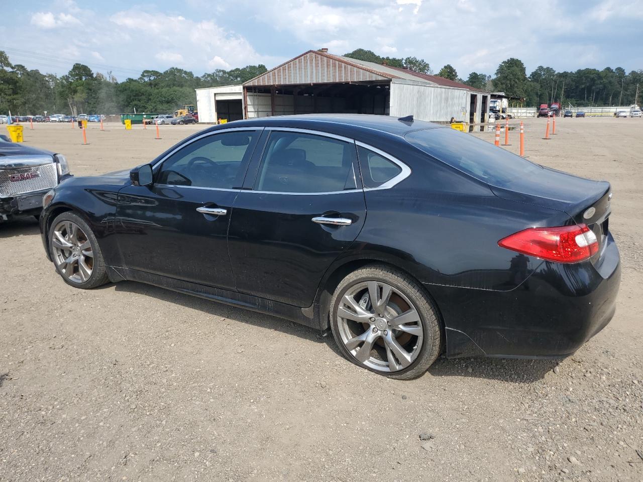 2012 INFINITI M37