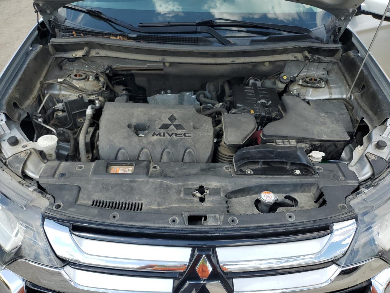2018 MITSUBISHI outlander